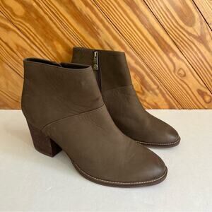 Blondo Nelli Waterproof Nubuck Leather Ankle Boots